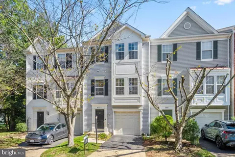 6913 Traditions Trl, Gainesville, VA 20155