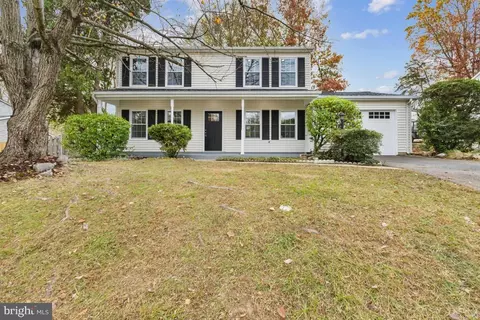 14311 Lindendale Rd, Woodbridge, VA 22193