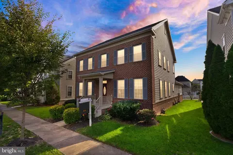 12031 Infantry Ln, Bristow, VA 20136