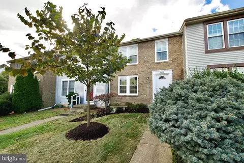 3452 Vale Ct, Woodbridge, VA 22192