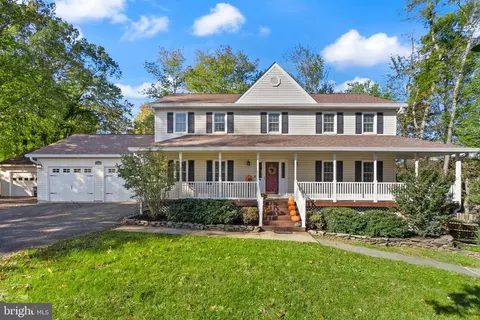 10316 Lake Jackson Dr, Manassas, VA 20111