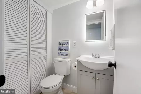 Bath - 2404 Kilpatrick Pl, Dumfries, VA 22026 photo 1 of 4