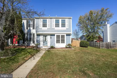 4662 Prather Pl, Woodbridge, VA 22193