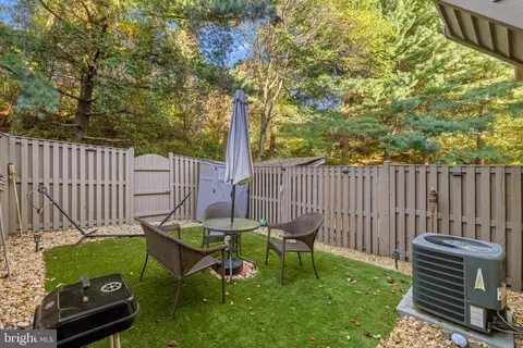 1981 Darlington Loop, Woodbridge, VA 22191 photo 24