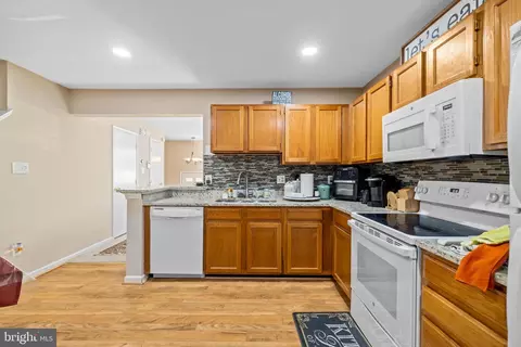 1981 Darlington Loop, Woodbridge, VA 22191 photo 8