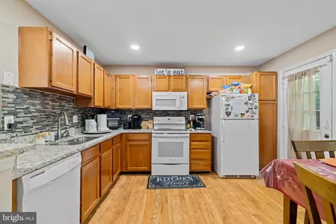 1981 Darlington Loop, Woodbridge, VA 22191 photo 5