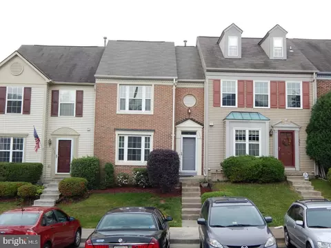 1932 Heatherbrook Ct, Woodbridge, VA 22192