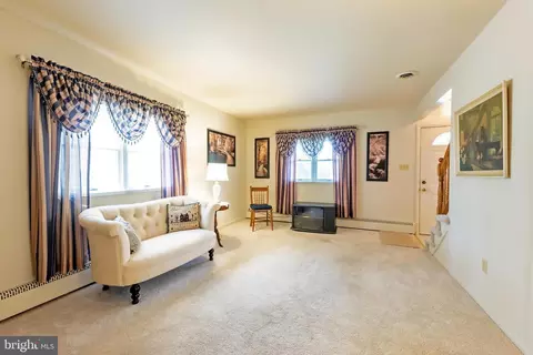 18920 Barnette Cir, Triangle, VA 22172 photo 2