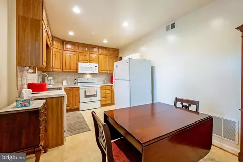 18920 Barnette Cir, Triangle, VA 22172 photo 8