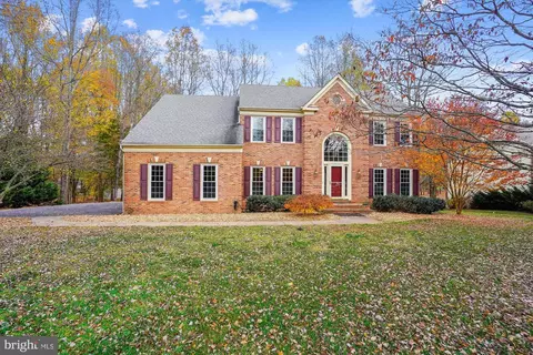 4249 Lawnvale Dr, Gainesville, VA 20155