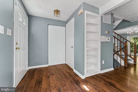 3640 Wharf Ln, Triangle, VA 22172 photo 3