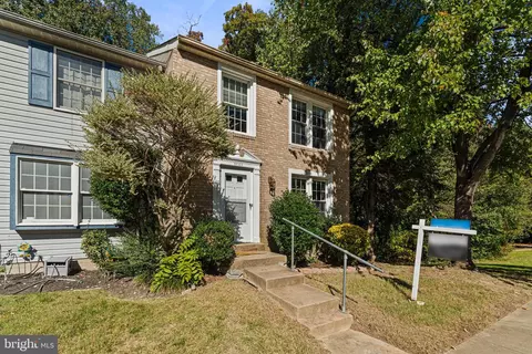3640 Wharf Ln, Triangle, VA 22172 photo 2