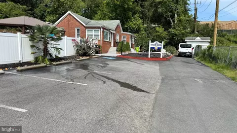 3746 Hedgeman St, Dumfries, VA 22026