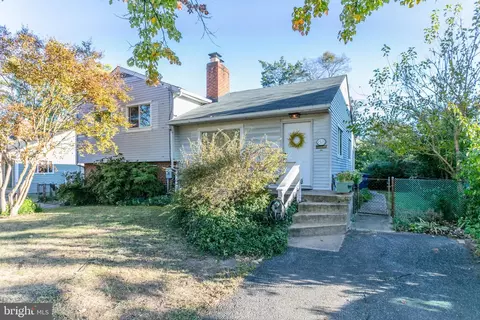 1515 Margaret St, Woodbridge, VA 22191
