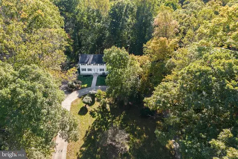 10419 Mount Vernon Dr, Manassas, VA 20111