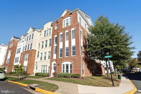 14565 Barkham Dr, Woodbridge, VA 22191