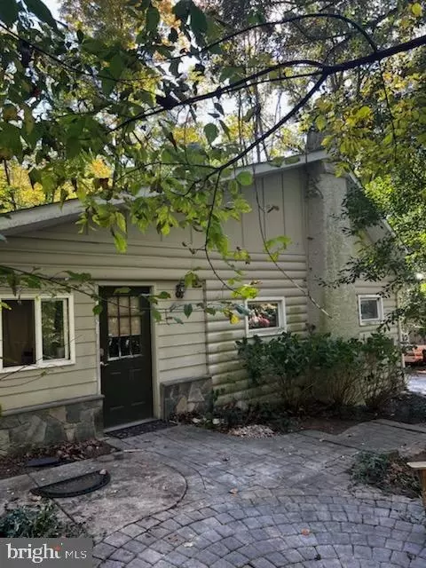 8201 Cobb Rd, Manassas, VA 20112
