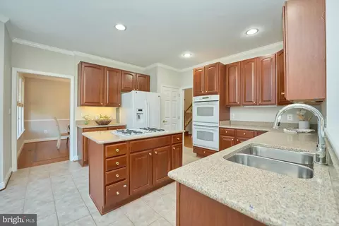 Kitchen - 13400 Fieldstone Way, Gainesville, VA 20155 photo 2 of 5