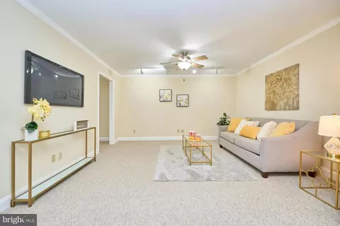Living - 13400 Fieldstone Way, Gainesville, VA 20155 photo 9 of 9