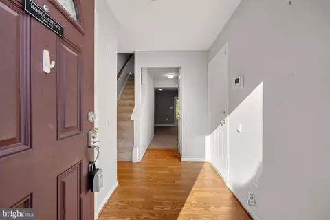 Entry Way - 17381 Sligo Loop, Dumfries, VA 22026 photo 2 of 2
