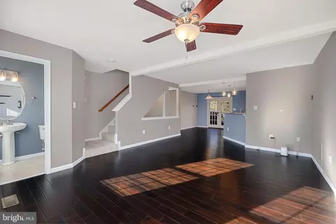 Living - 17381 Sligo Loop, Dumfries, VA 22026 photo 4 of 4