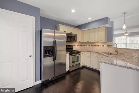 Kitchen - 17381 Sligo Loop, Dumfries, VA 22026 photo 1 of 2