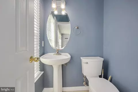 Entry Way - 17381 Sligo Loop, Dumfries, VA 22026 photo 1 of 2