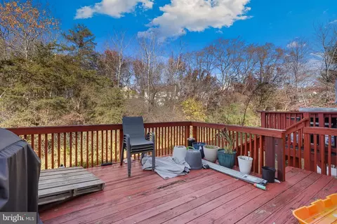 Exterior - 17381 Sligo Loop, Dumfries, VA 22026 photo 3 of 5