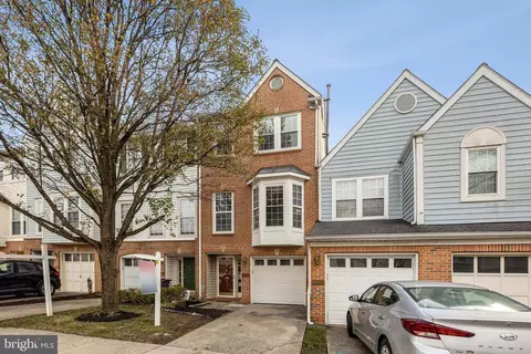 4023 Cressida Pl, Woodbridge, VA 22192