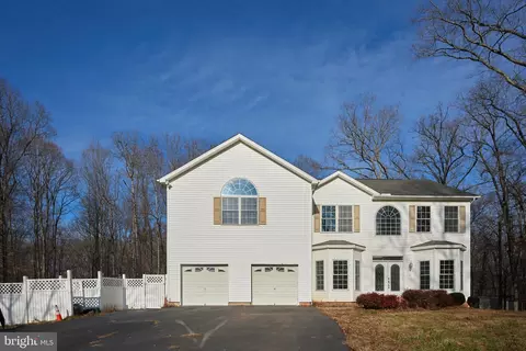 9550 Leeta Cornus Ln, Nokesville, VA 20181