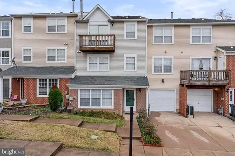 7945 Coachcrest Ct, Manassas, VA 20109