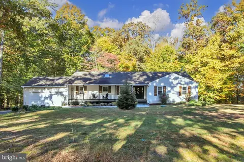8050 Lilac St, Manassas, VA 20112