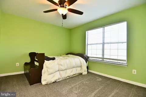 10933 Postern Ct, Manassas, VA 20109 photo 20