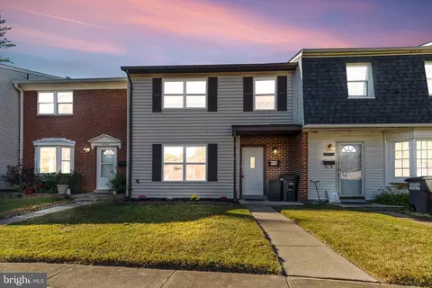 14782 Tamarack Pl, Woodbridge, VA 22191