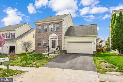 14117 Redstart Ct, Gainesville, VA 20155