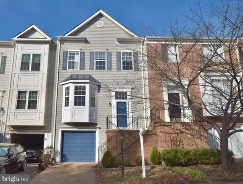 4140 La Mauricie Loop, Dumfries, VA 22025