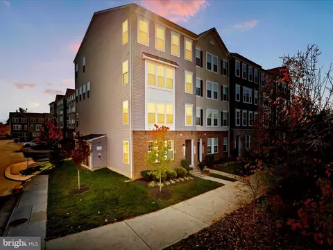 13977 Gary Fisher Trl, Gainesville, VA 20155