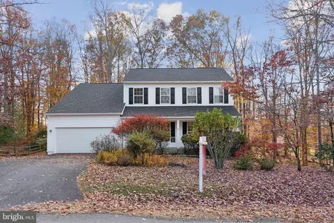 8385 Sinclair Mill Rd, Manassas, VA 20112