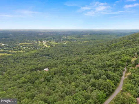2613 Lookout Rd, Haymarket, VA 20169