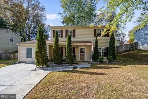 5283 Sudberry Ln, Woodbridge, VA 22193