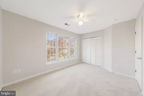 8870 Stable Forest Pl, Bristow, VA 20136 photo 25