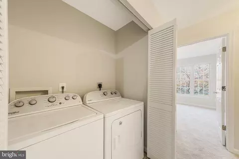 8870 Stable Forest Pl, Bristow, VA 20136 photo 19