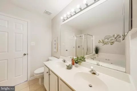 8870 Stable Forest Pl, Bristow, VA 20136 photo 32