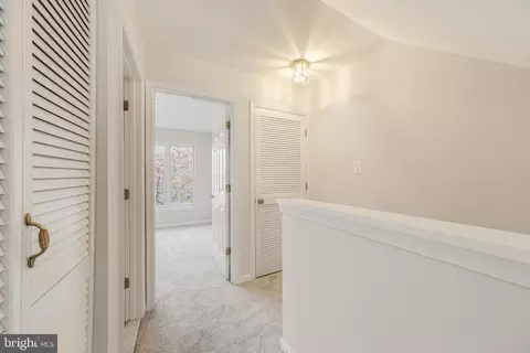 8870 Stable Forest Pl, Bristow, VA 20136 photo 17