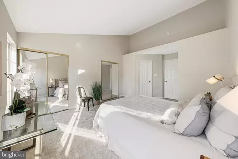 8870 Stable Forest Pl, Bristow, VA 20136 photo 35