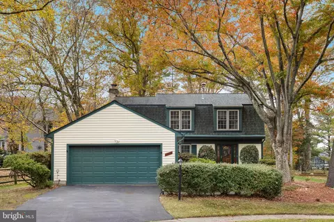 12024 Torrey Pine Ct, Woodbridge, VA 22192