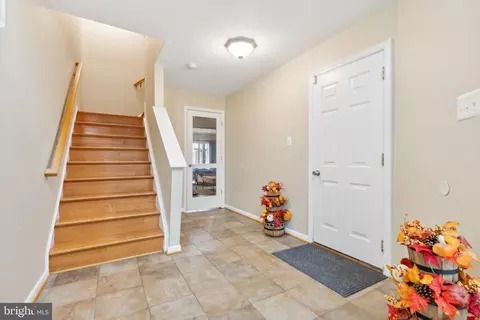 11108 Wainwright Pl, Manassas, VA 20109 photo 3
