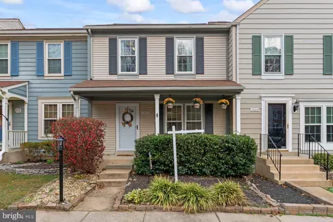 15013 Bridgeport Dr, Dumfries, VA 22025
