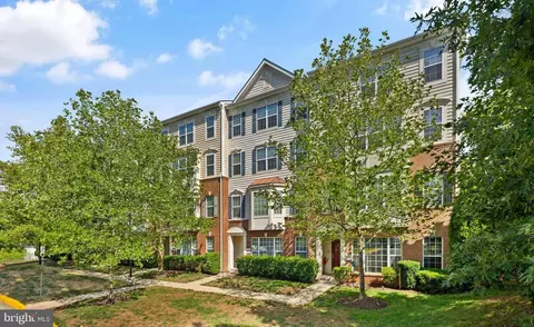 15146 Silica St, Haymarket, VA 20169