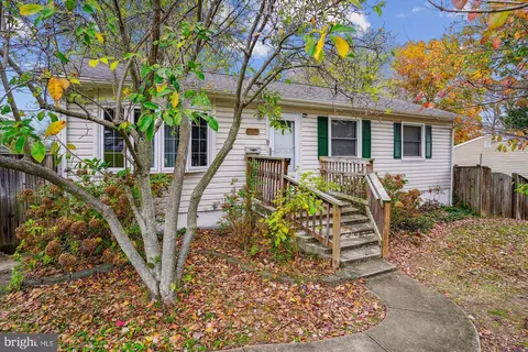1520 Maryland Ave, Woodbridge, VA 22191